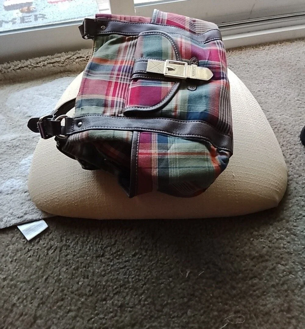 Chaps satchel classic